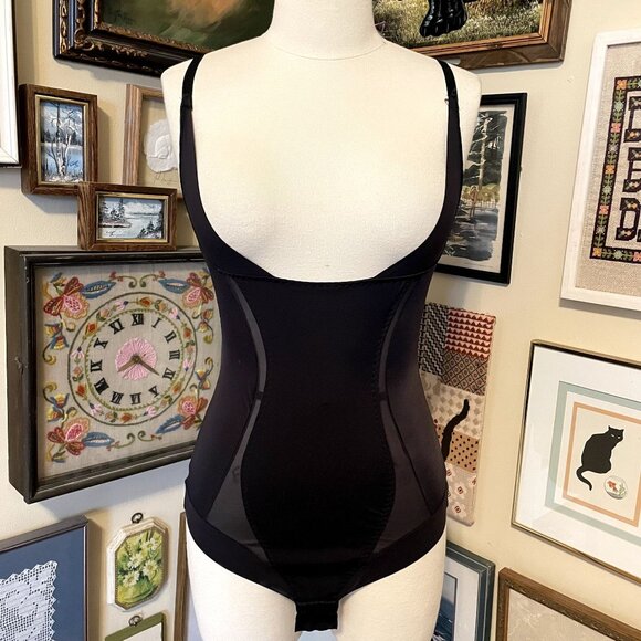 Maidenform Firm Control Shapewear Firm Foundations Body Shaper 2XL - Picture 2 of 10